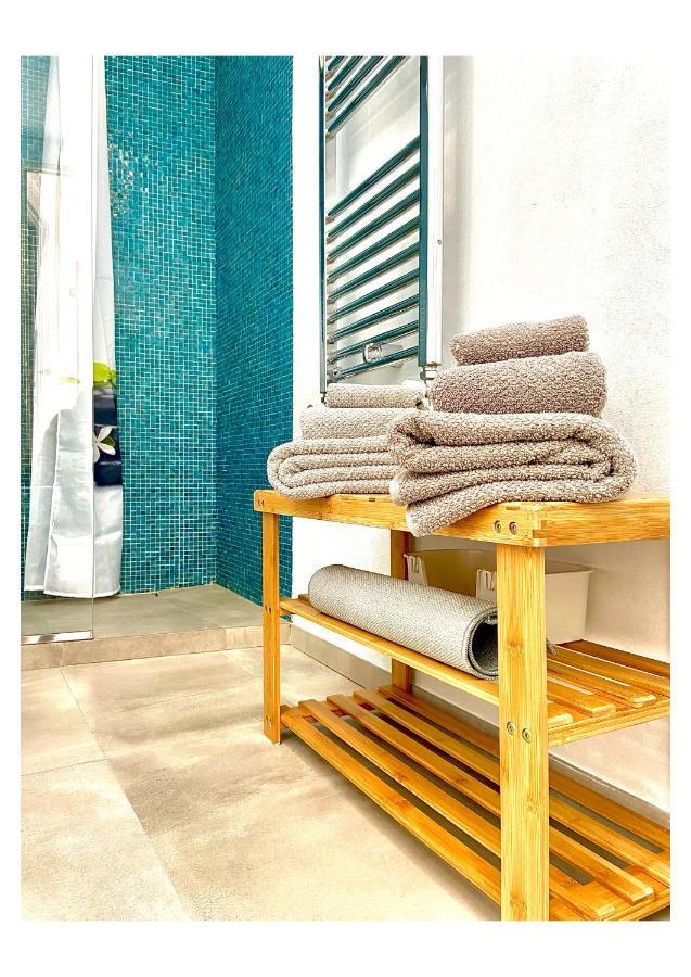 Close Enough Apartment Pisa Bagian luar foto